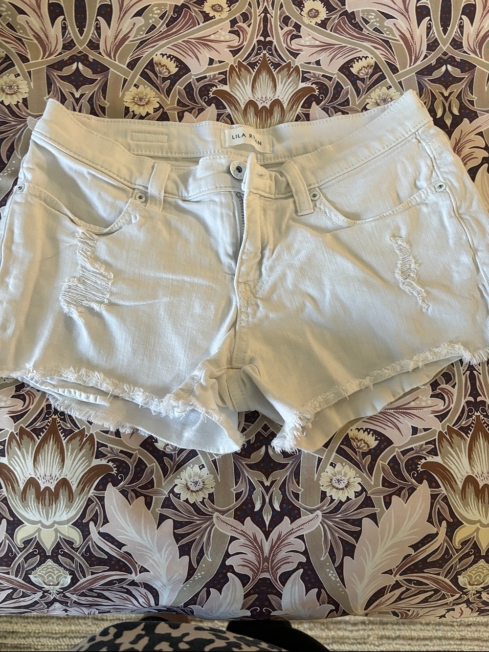 LILA RYAN Cream Distressed Denim Cutoff Shorts
